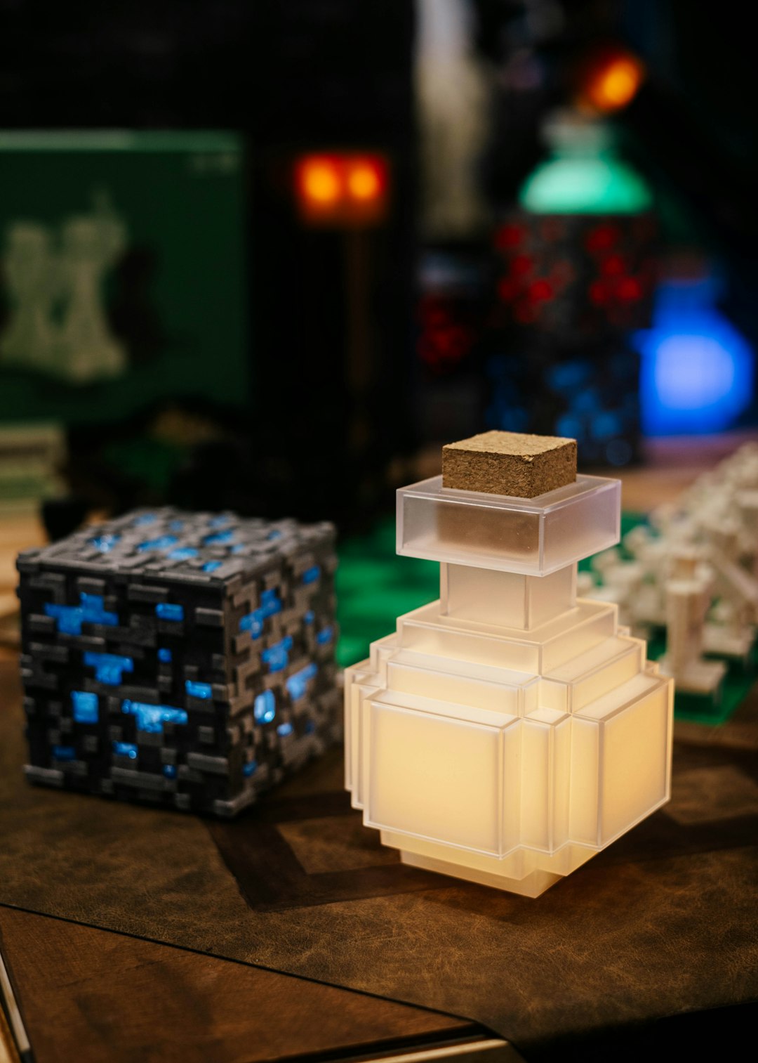 a-couple-of-cubes-sitting-on-top-of-a-table-ej-9oqx8abq